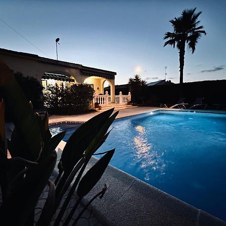 Charming one-floor villa with private pool in Los Balcones Torrevieja Esterno foto