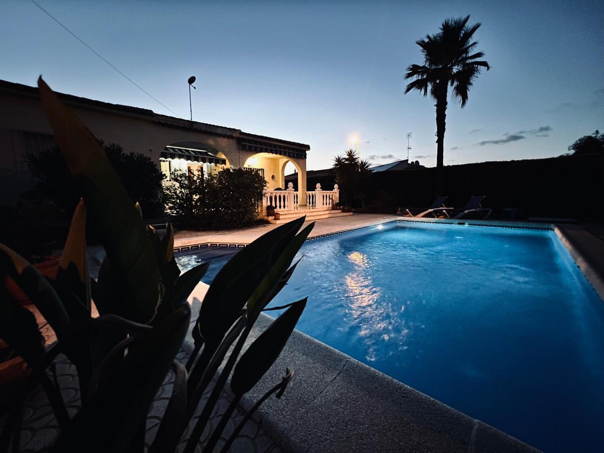Charming one-floor villa with private pool in Los Balcones Torrevieja Esterno foto