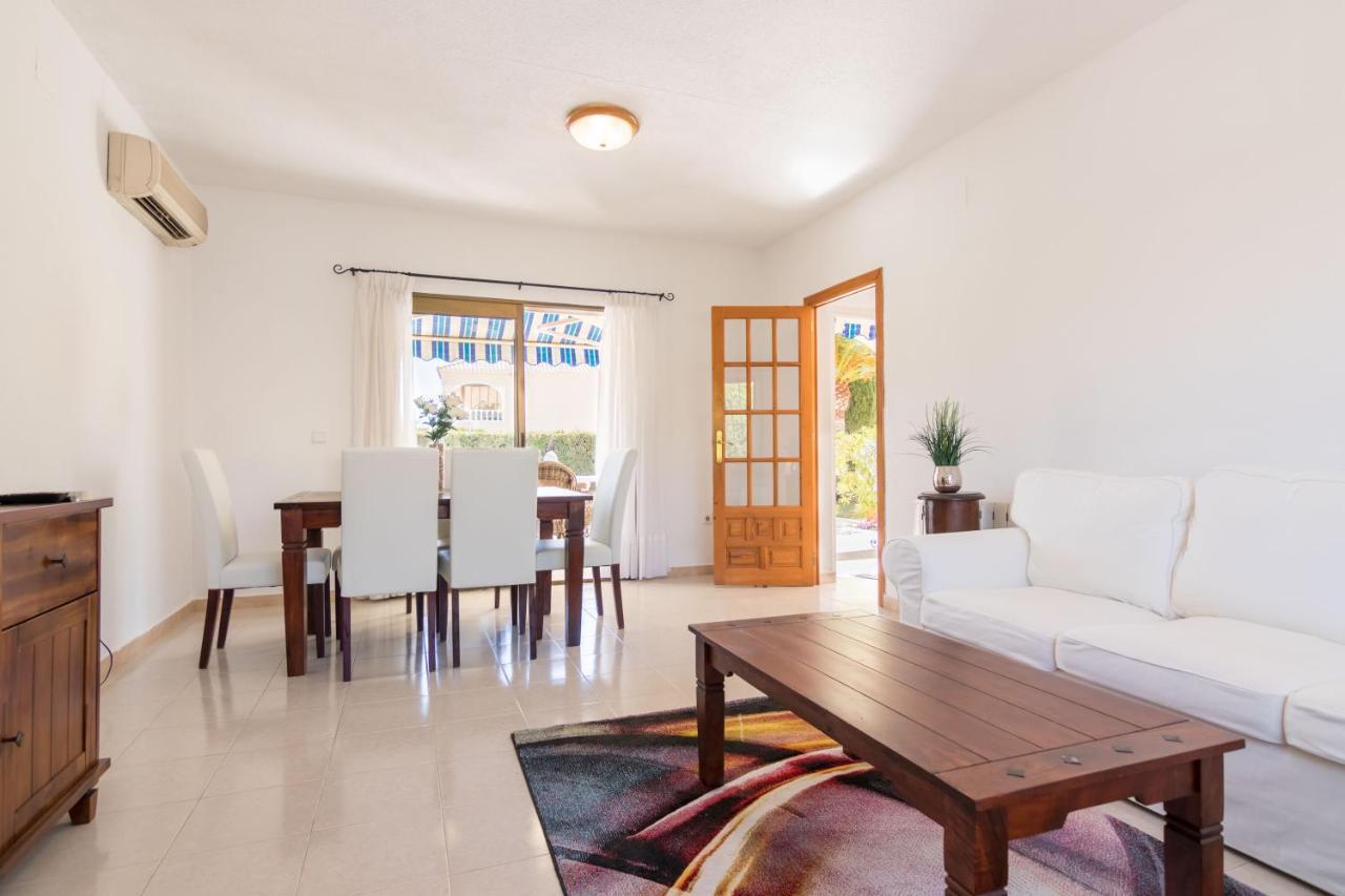 Charming one-floor villa with private pool in Los Balcones Torrevieja Esterno foto