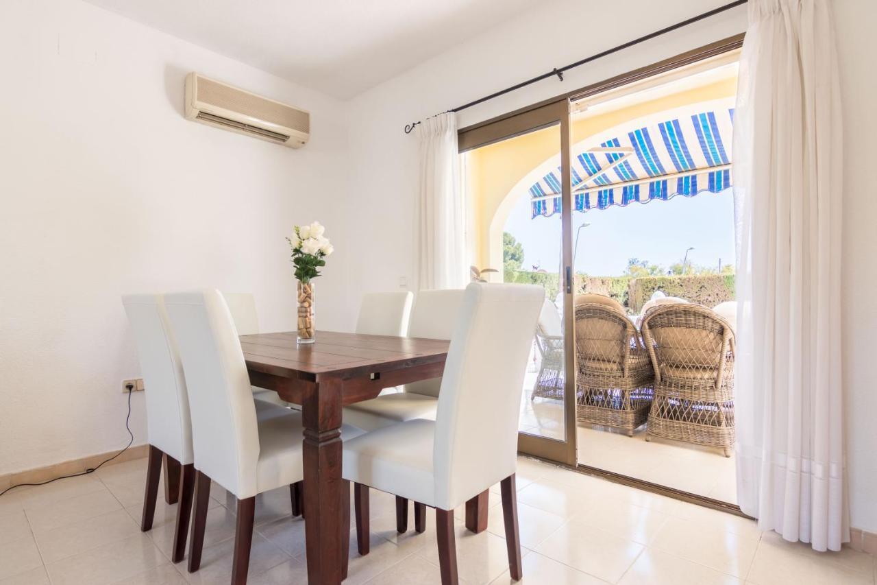 Charming one-floor villa with private pool in Los Balcones Torrevieja Esterno foto