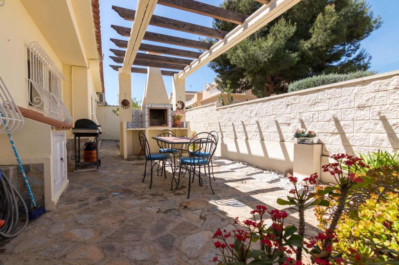 Charming one-floor villa with private pool in Los Balcones Torrevieja Esterno foto
