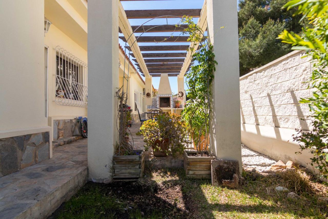 Charming one-floor villa with private pool in Los Balcones Torrevieja Esterno foto